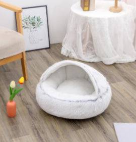 Soft plush 2-in-1 warm pet bed for cats and dogs, cozy self-warming house with entrance and plush interior for comfort