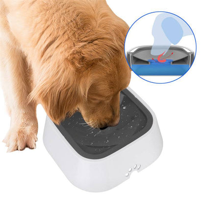 Anti-overflow 1.5L pet water bowl for dogs and cats by My Store, featuring a spill-proof design and durable plastic construction.